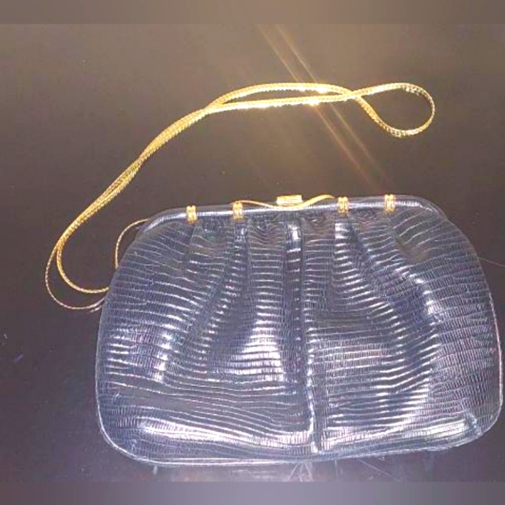 Ashneil Vintage Leather Purse